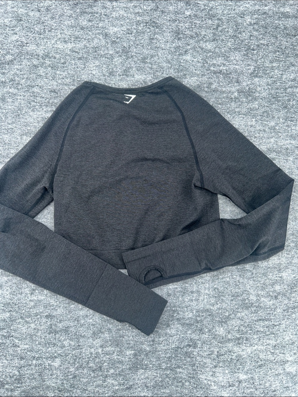 Gymshark Women's Black Cropped Long-Sleeve Seamless Top - Picture 6 of 8